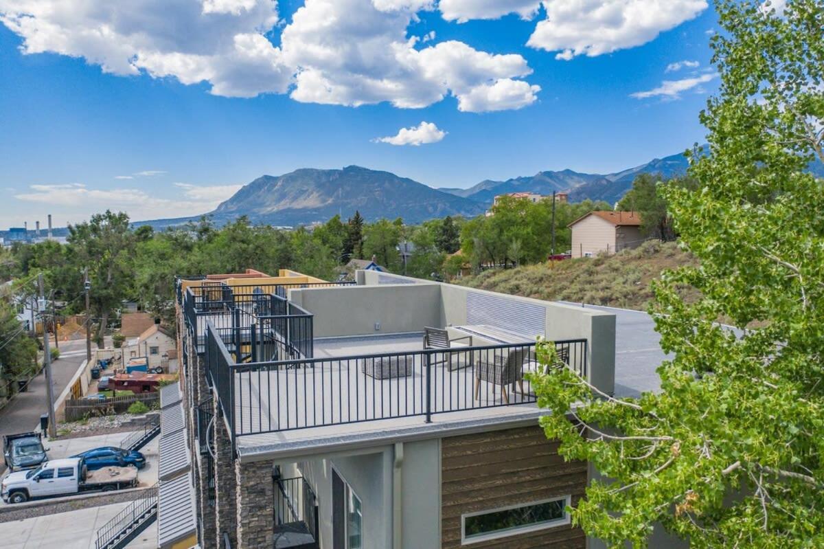 4Bd Home W Rooftop Patio Fire Pit & Mountain Views Colorado Springs Extérieur photo