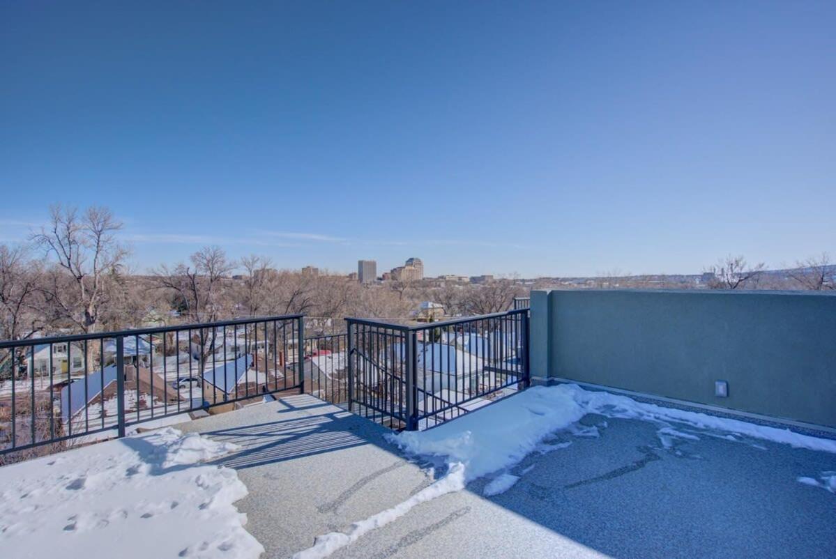 4Bd Home W Rooftop Patio Fire Pit & Mountain Views Colorado Springs Extérieur photo